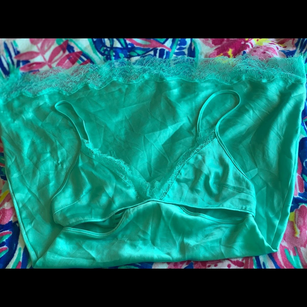 NWOT Victoria’s Secret Sexy slip